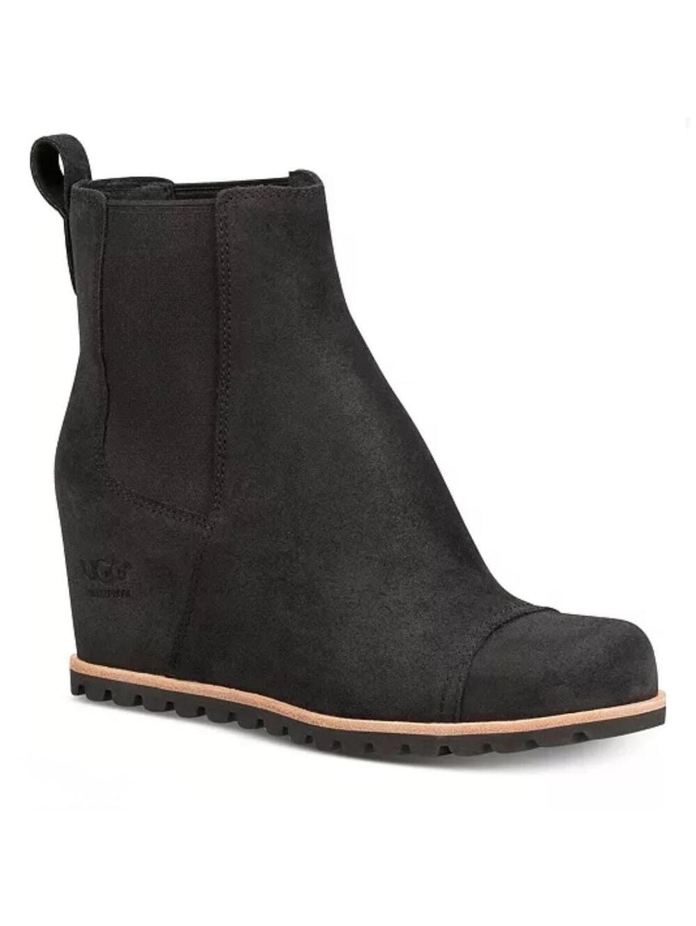 UGG Women's Pax Chelsea wedge boots Size 7.5
